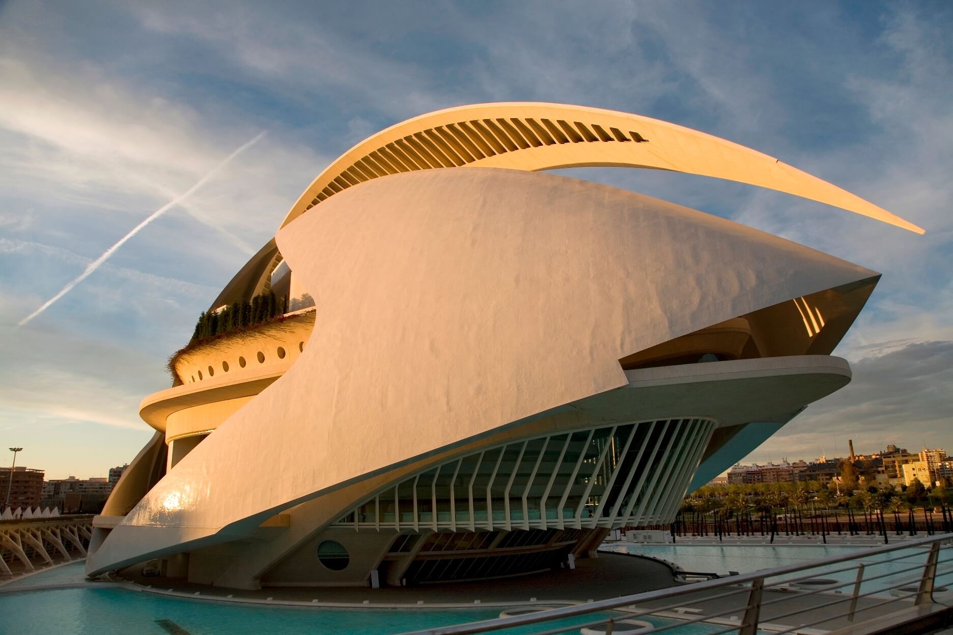 Valencia Palau de les Arts in der Stadt der Künste und Wissenschaften Valencia Palau de les Arts in der Stadt der Künste und Wissenschaften