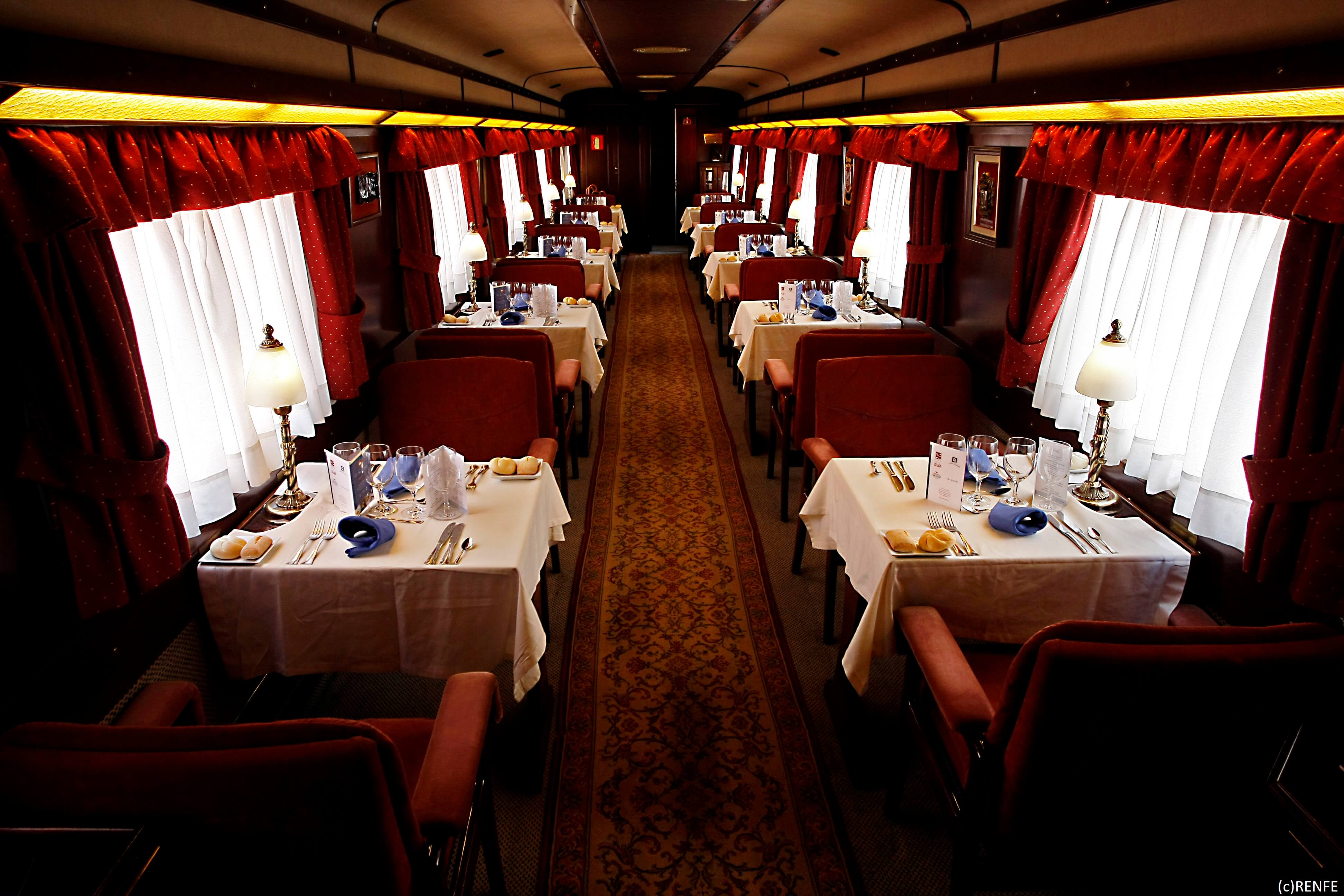 Ein Salon im Costa Verde Express