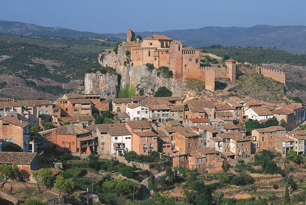 Alquézar erhebt sich über den Felsen und Schluchten des Río Vero