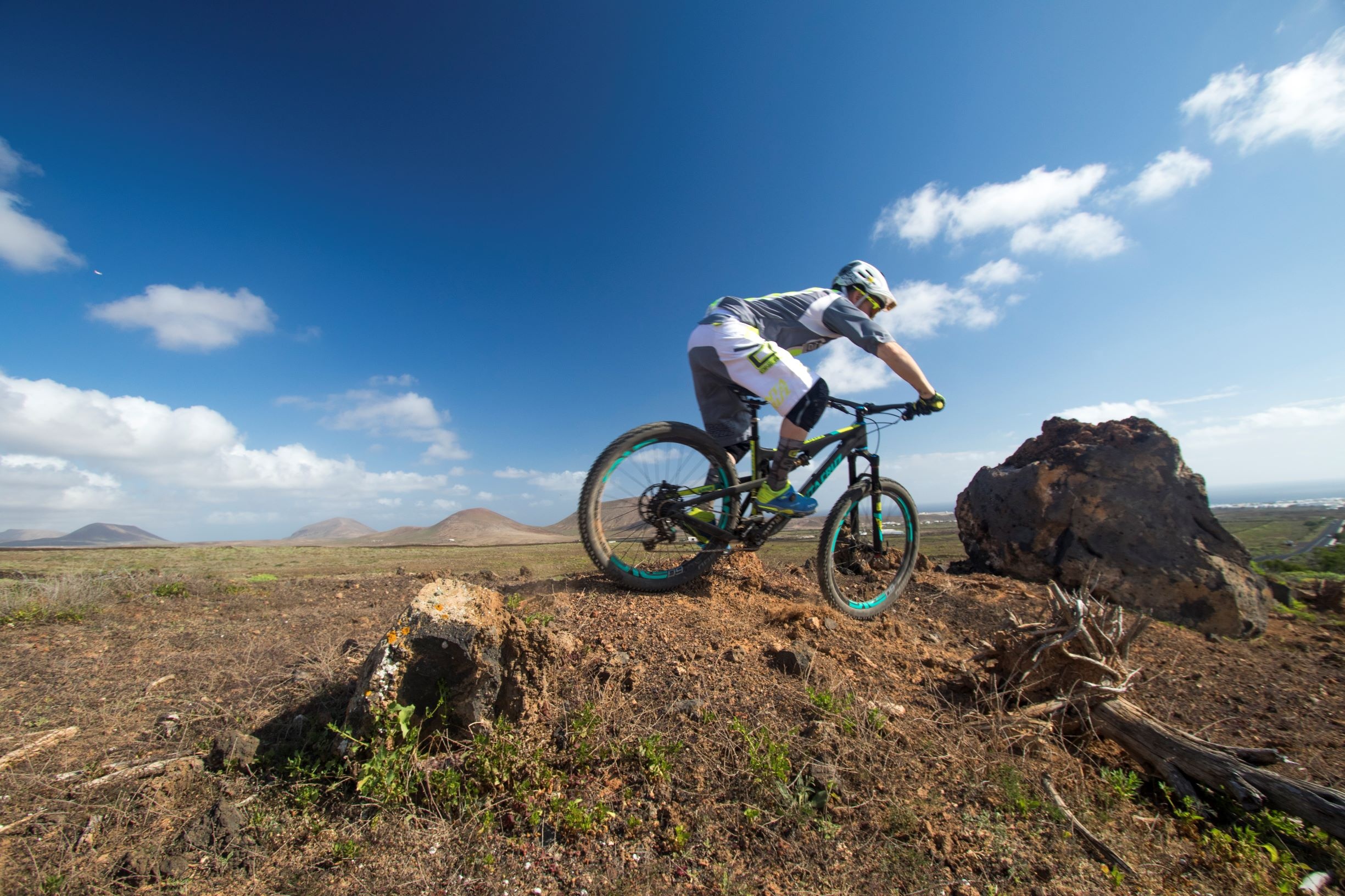 Gelungene Synthese zwischen Technik und Landschaft Gelungene Synthese zwischen Technik und Landschaft