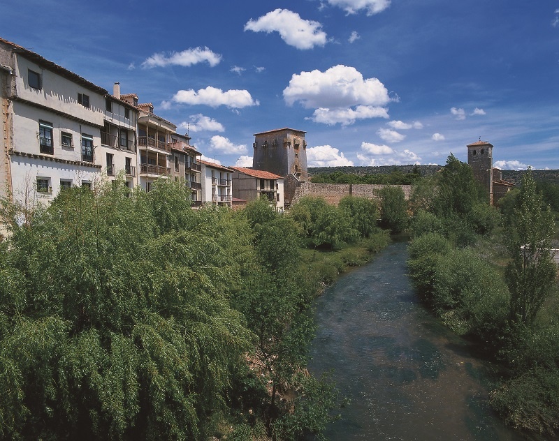 Covarrubias-Fluss Arlanza