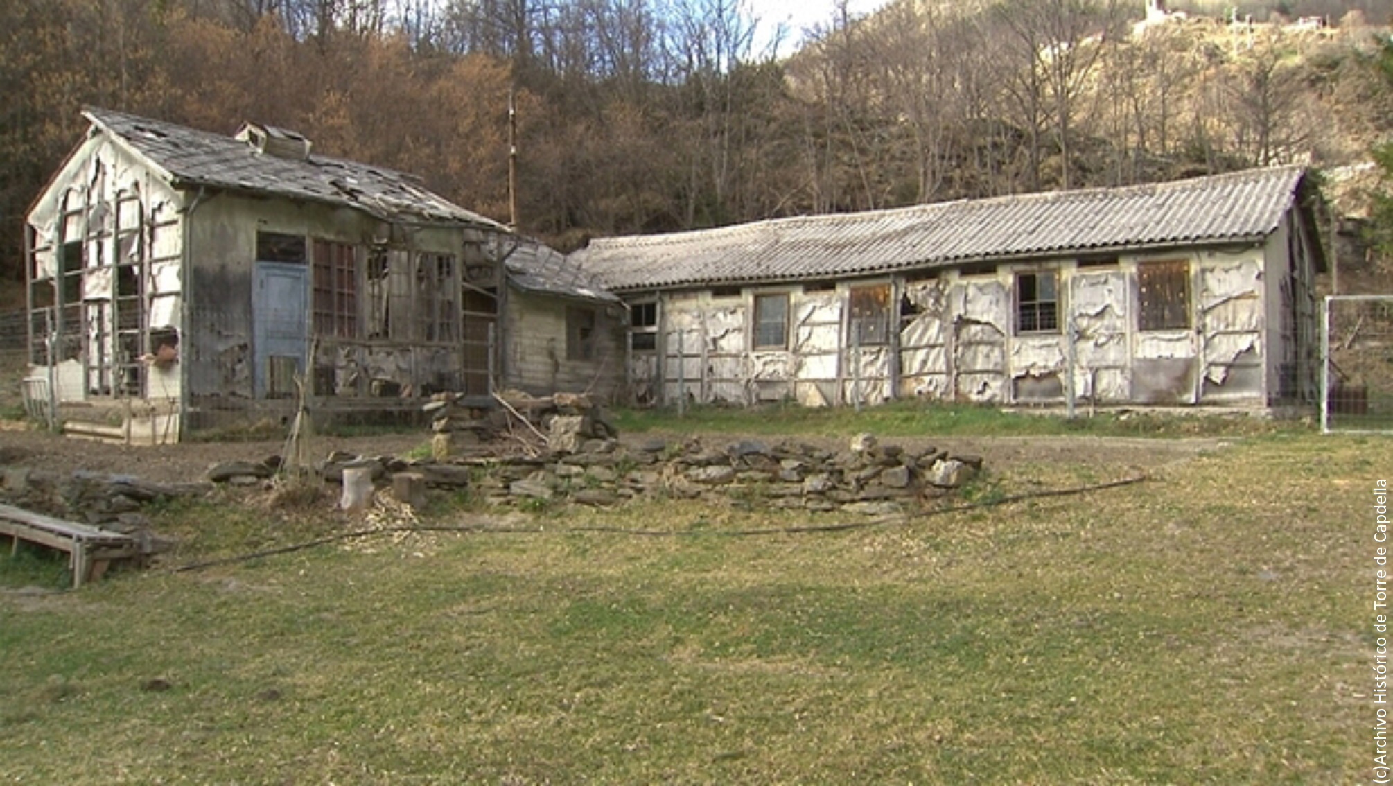 Hospital de Cartón. Exterior.