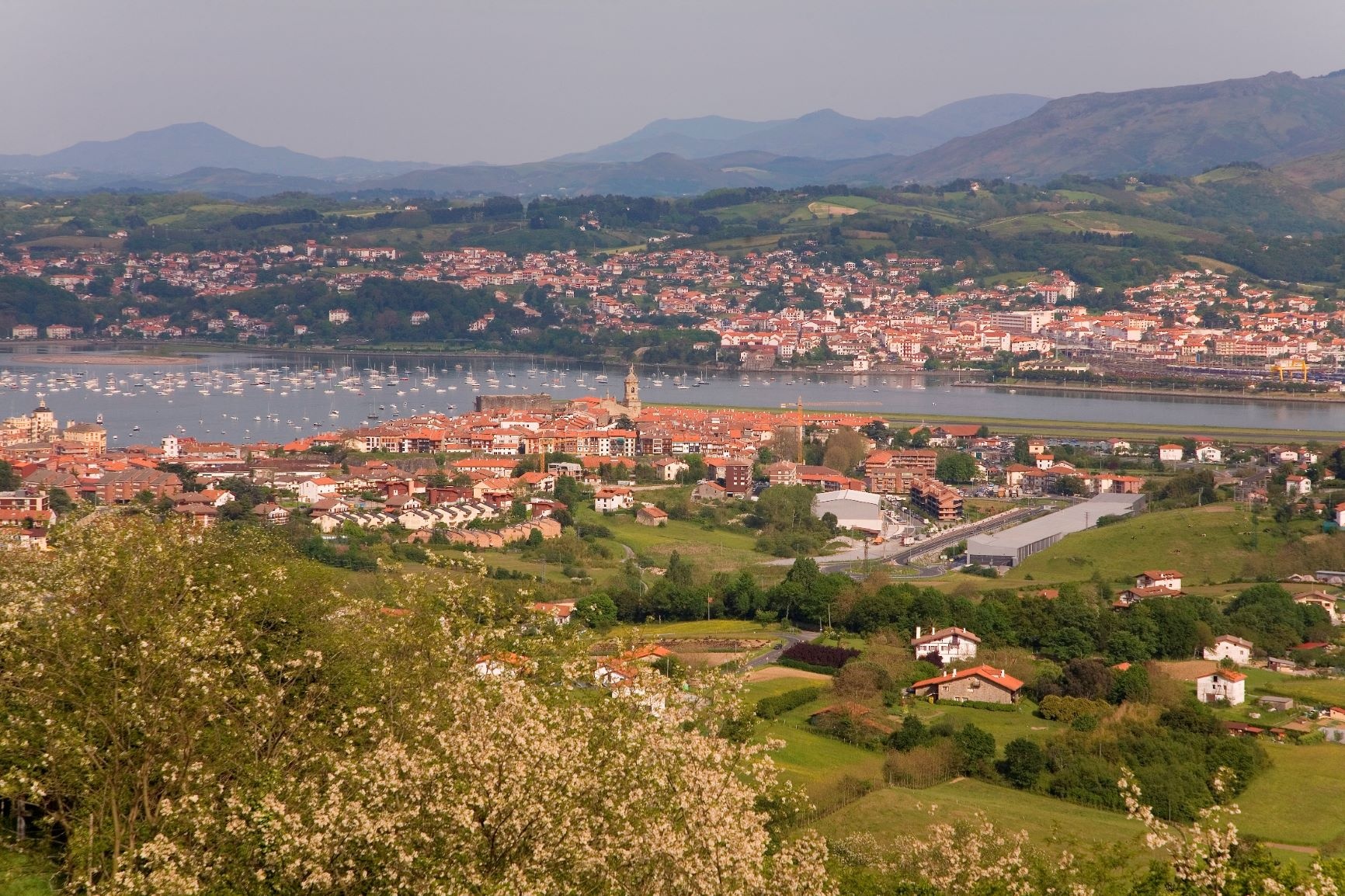 Blick auf Hondarribia, Baskenland Blick auf Hondarribia, Baskenland