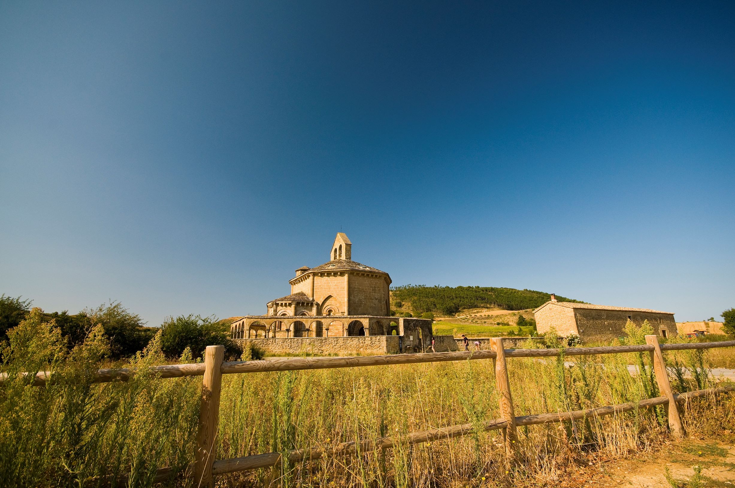 Legendenumrankt: Die Kirche Santa María de Eunate in Navarra Legendenumrankt: Die Kirche Santa María de Eunate in Navarra