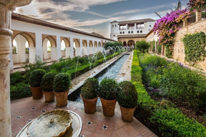 Die Gärten der Alhambra - Der Acequia Patio