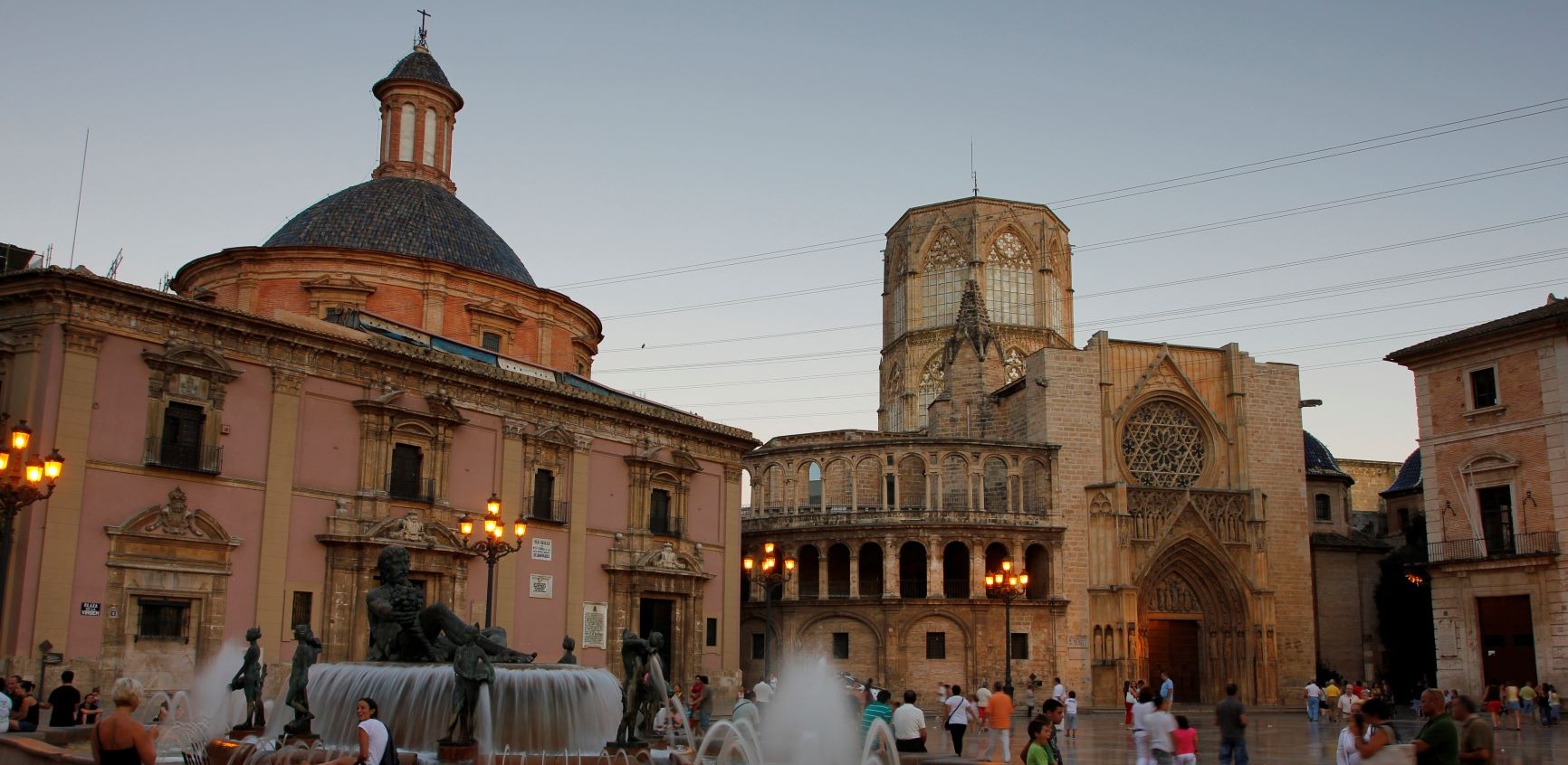 Valencia-Plaza de la Virgen