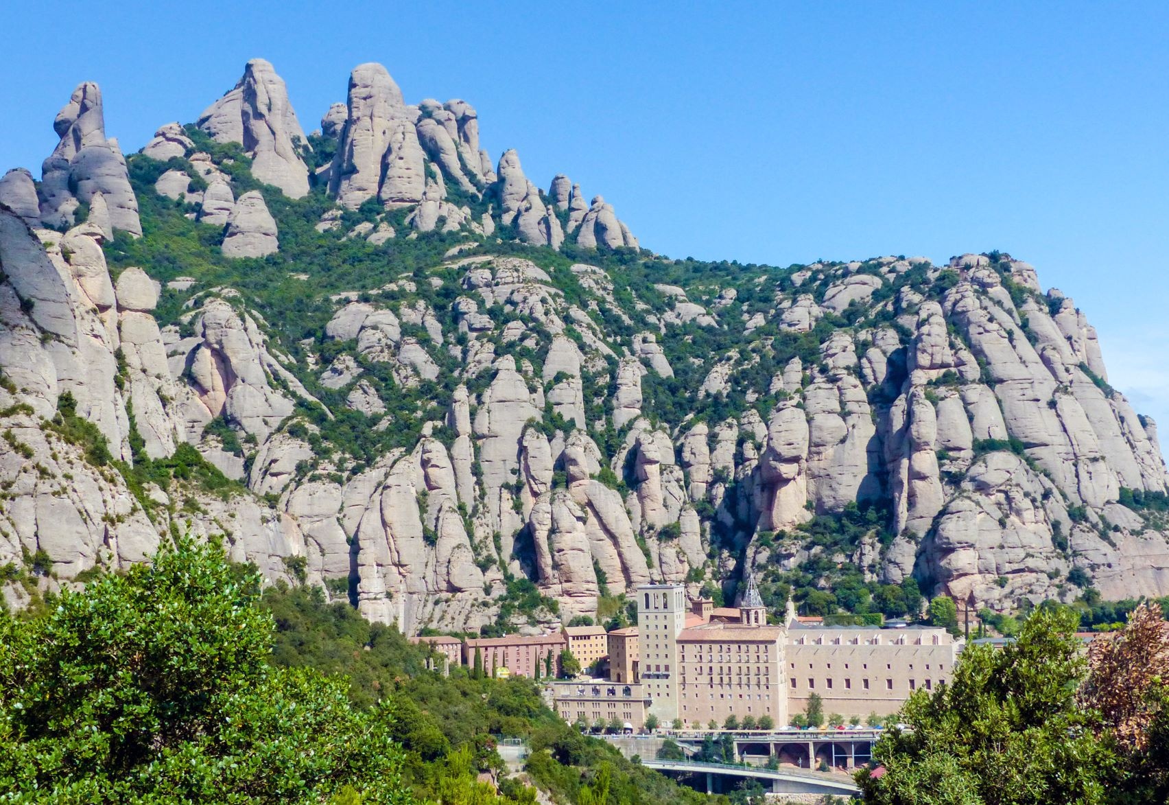Das Kloster von Montserrat, vorletzte Station auf dem Ignatiusweg