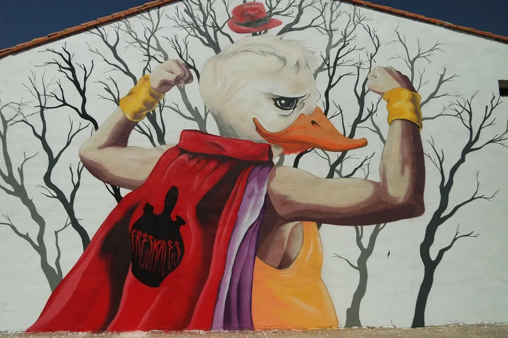 Comics auf Fassaden. Street Art in El Provencio Comics auf Fassaden. Street Art in El Provencio