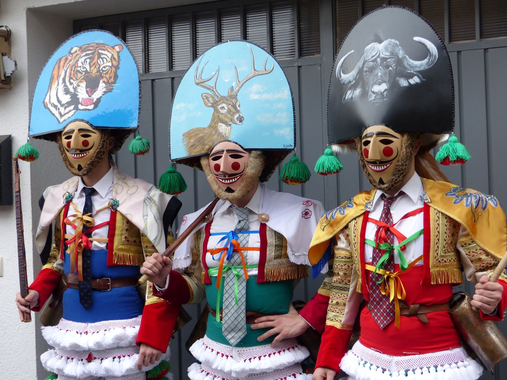 Ein herrliches Outfit - Die Peliqueiros von Laza