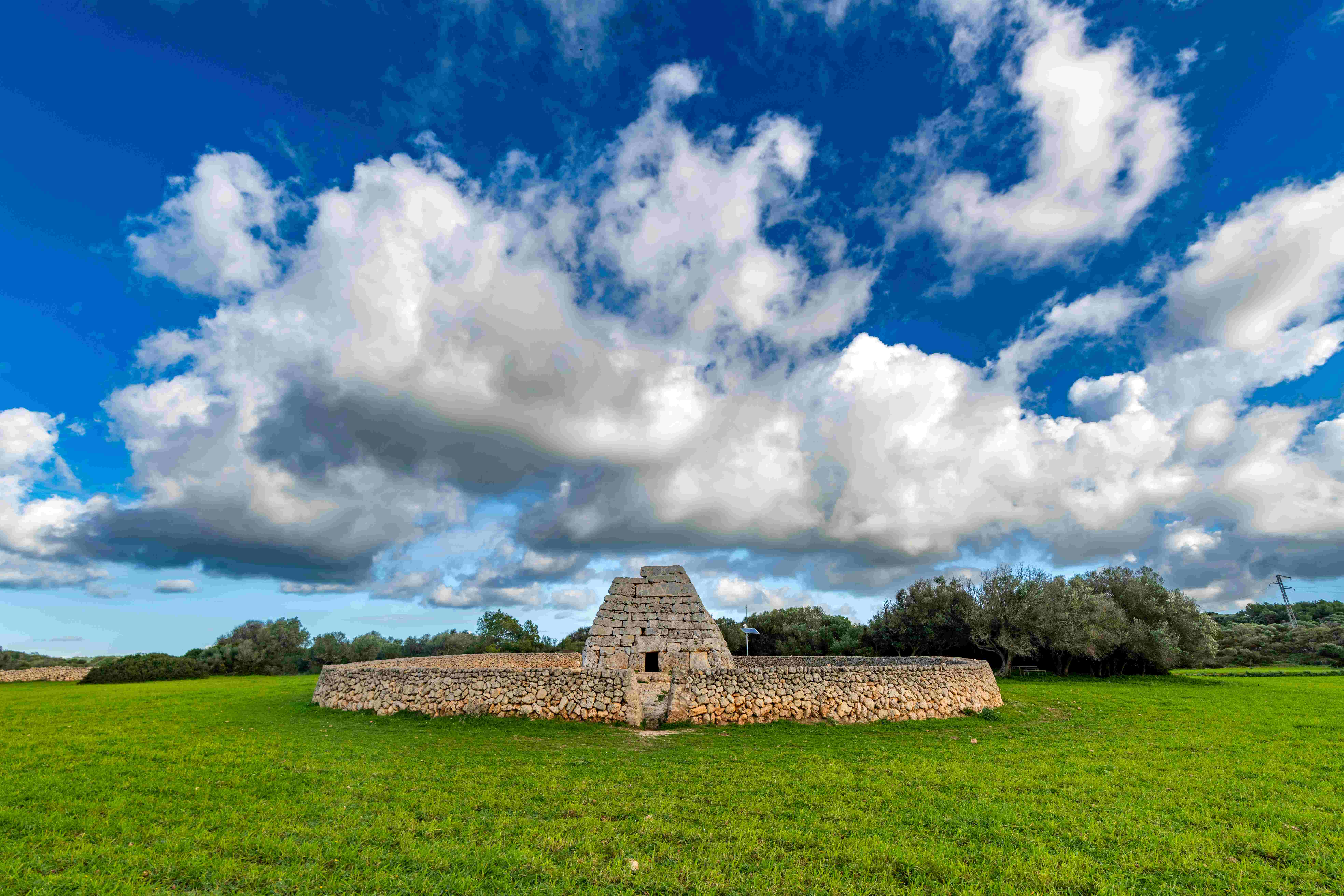 Menorca, Naveta de Tudons