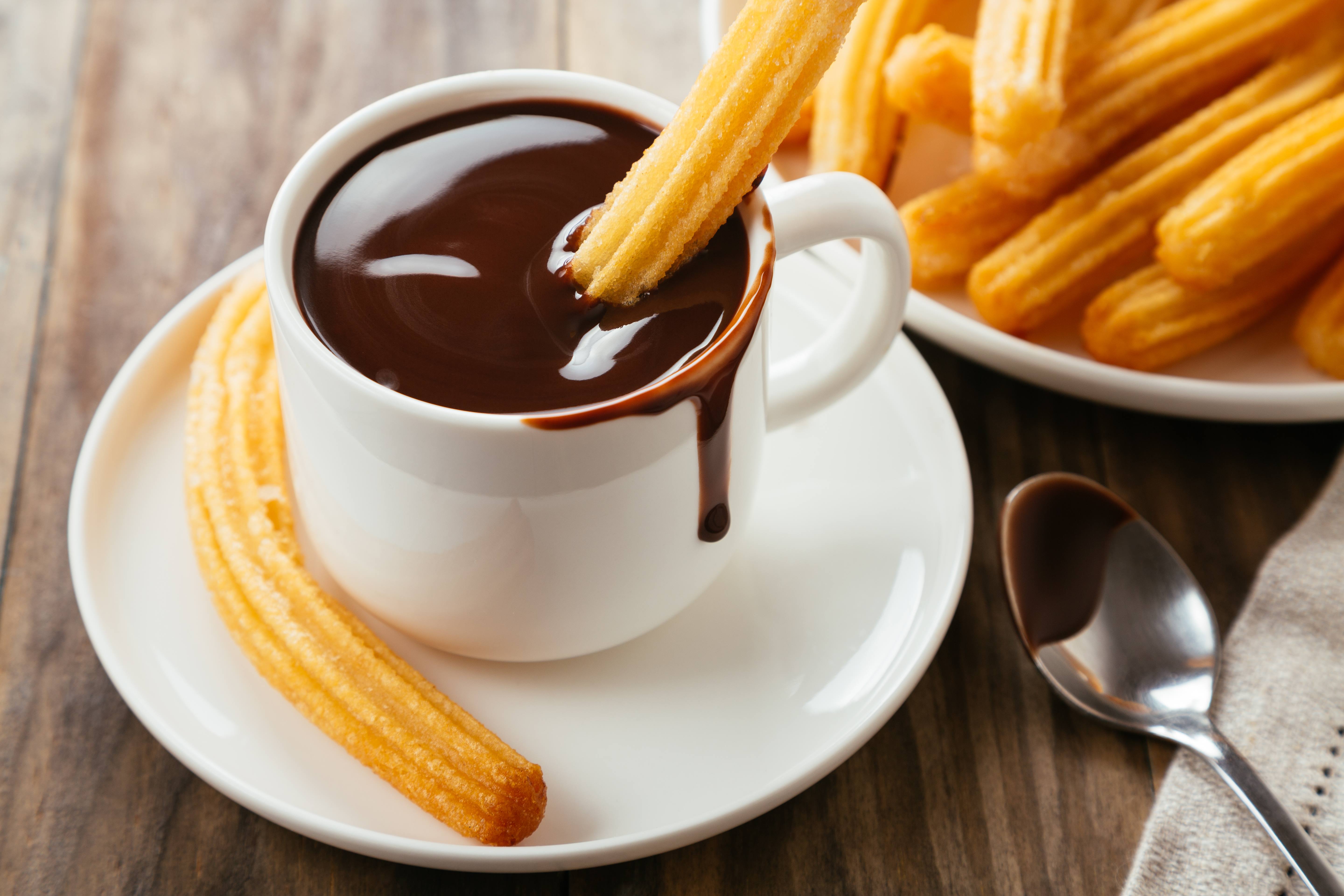 Churros y chocolate - Im Winter allseits beliebt in Spanien