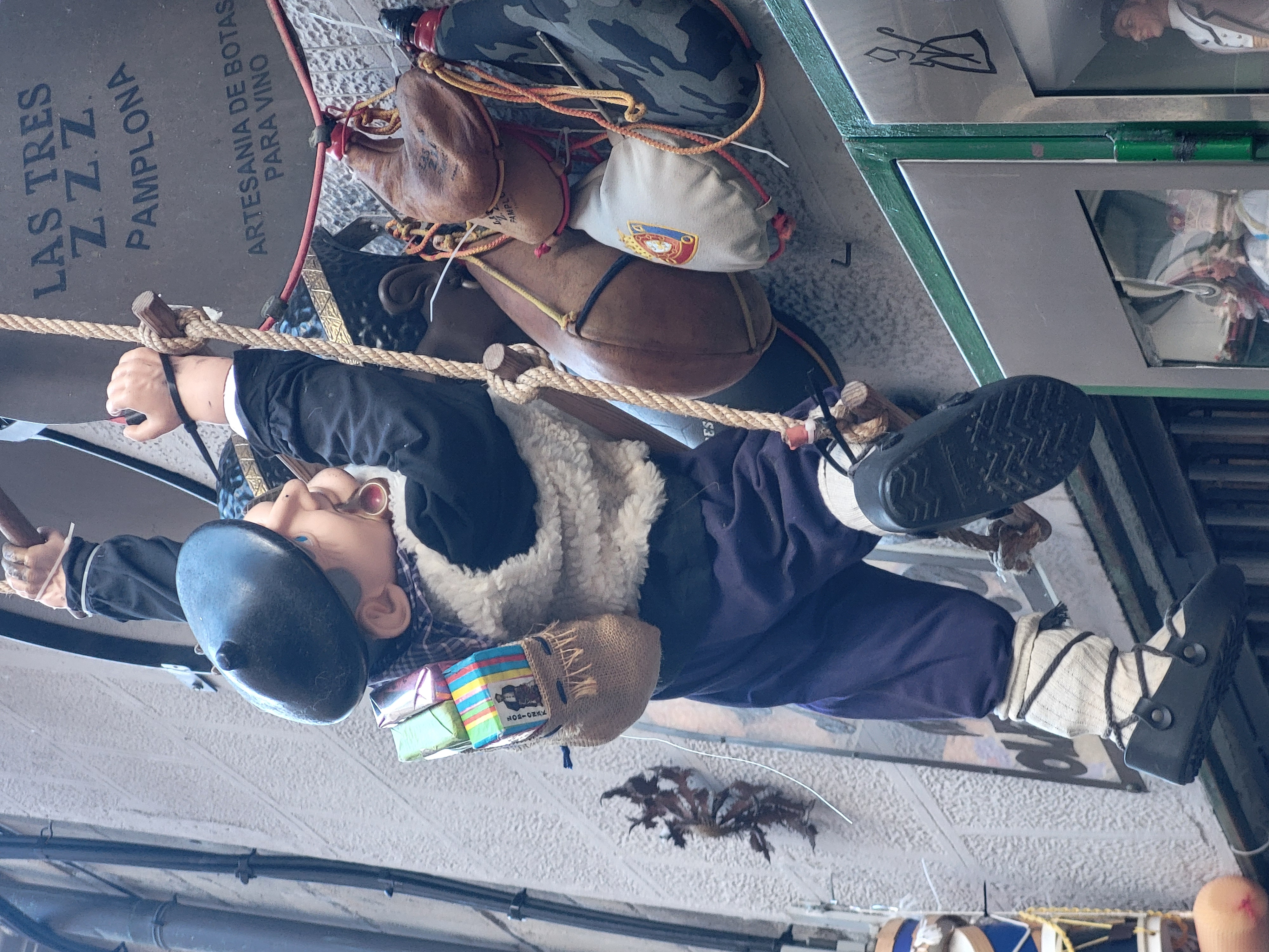 Der Olentzero ist im Baskenland und Navarra an Weihnachten die Hauptfigur, hier an einer Hauswand in Pamplona