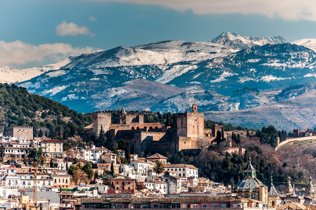 Ganz nahe am Wintersport Zentrum Sierra Nevada: Die Alhambra in Granada